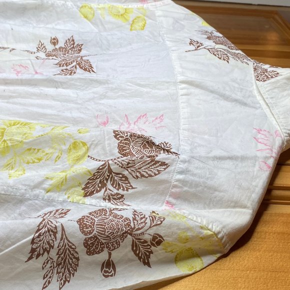 Super Lightweight Floral Print Shirt - Picture 10 of 12